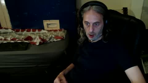 bangintoleather online show from May 27, 2026, 2:08 am