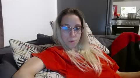 Lena online show from July 18, 2026, 9:18 pm