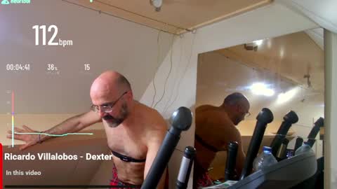 bazzz_8 online show from May 4, 2026, 5:53 pm