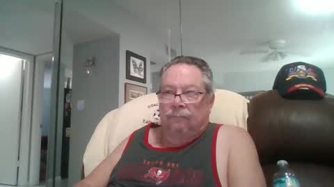 Single Grandpa in Florida. Love to C2C and have Fun Privately online show from October 28, 2025, 2:42 pm