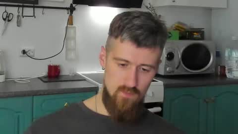 Zeus online show from June 24, 2026, 12:42 am
