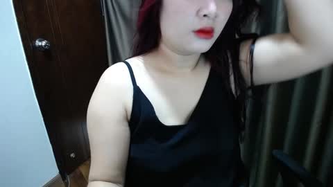 Snapshot of bearsuri chatting on June 2, 2026, 1:18 am Nara online show from June 2, 2026, 1:18 am