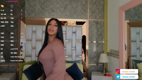 beauty_nina online show from May 30, 2026, 1:30 pm