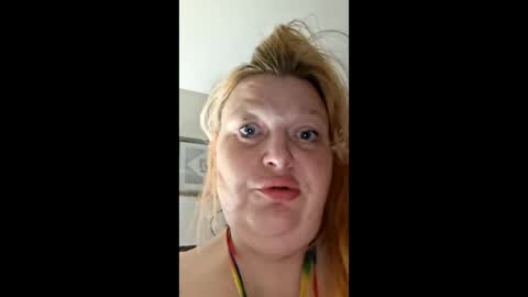 beccadream420 online show from May 27, 2026, 10:23 am