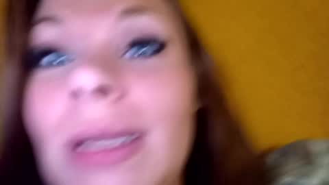 BECKY BOO  online show from June 21, 2026, 7:22 am