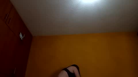 BECKY BOO  online show from July 3, 2026, 1:01 am