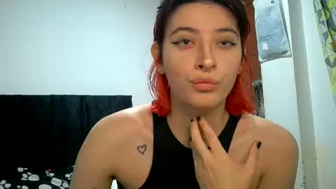 bella_thorne1999 online show from June 23, 2026, 12:41 am
