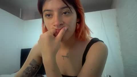 bella_thorne1999 online show from July 28, 2026, 7:04 pm