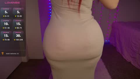 Bella Monroe online show from July 28, 2026, 5:14 am