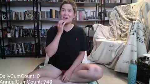 BellaStrange69 online show from July 18, 2026, 1:32 am