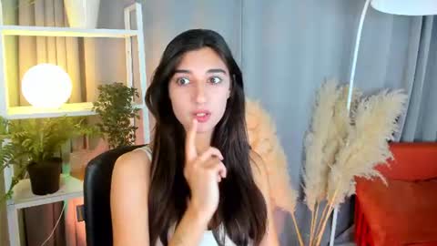 Snapshot of bellecerise_ chatting on July 21, 2026, 2:08 pm Bella online show from July 21, 2026, 2:08 pm