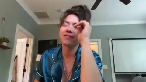 bendlikebecks online show from May 11, 2026, 1:17 pm