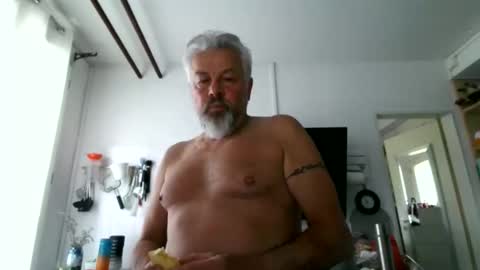 Martin online show from May 9, 2026, 5:56 am