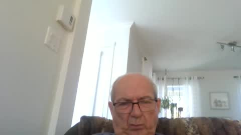 bernard1102 online show from May 30, 2026, 12:35 pm