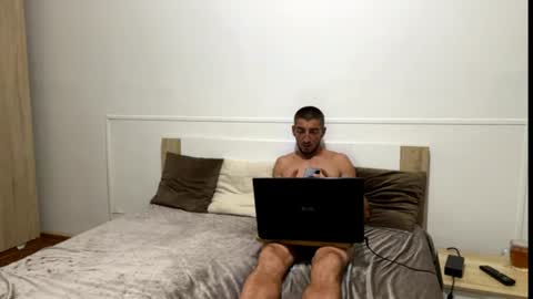 Alex and Victoria online show from July 26, 2026, 7:54 pm