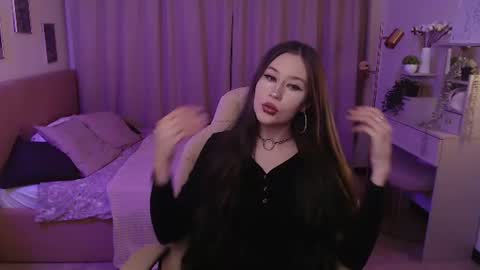 Katie online show from June 12, 2026, 7:40 am