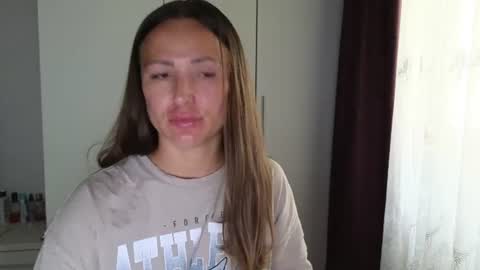   BeyonceDoll       Twitter DollBeyonce    online show from July 8, 2026, 7:35 am