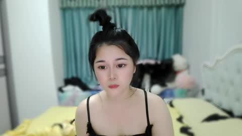 bhhuangxiaomei online show from June 22, 2026, 11:07 am