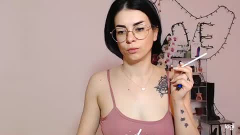 innasugarwild online show from April 27, 2026, 5:05 am