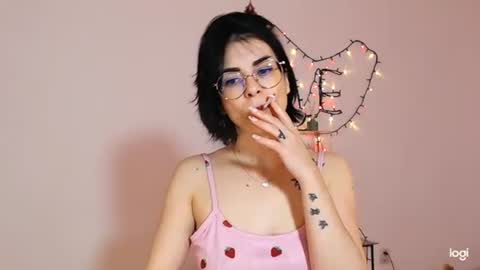 innasugarwild online show from May 6, 2026, 5:14 am
