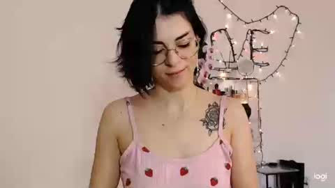 innasugarwild online show from June 10, 2026, 4:12 am