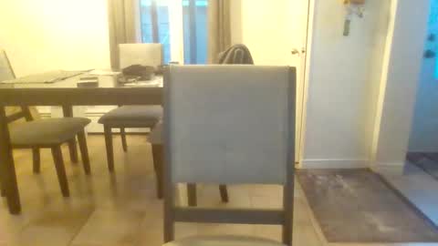 bigdeer581917471 online show from June 11, 2026, 8:01 am