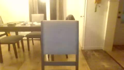 bigdeer581917471 online show from June 18, 2026, 6:57 am