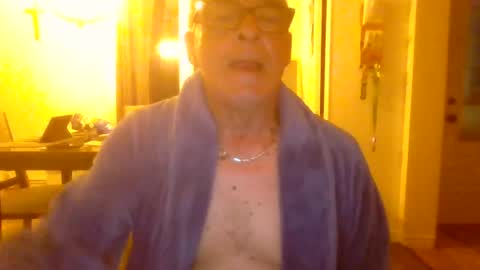 bigdeer581917471 online show from July 7, 2026, 7:23 am
