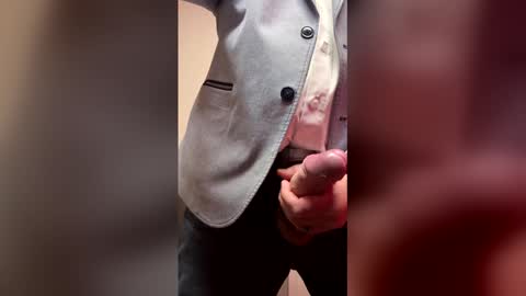 bigdick3981 online show from May 22, 2026, 4:34 pm
