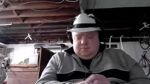 Snapshot of bigred_nyc chatting on March 1, 2026, 4:03 am Big Red online show from March 1, 2026, 4:03 am