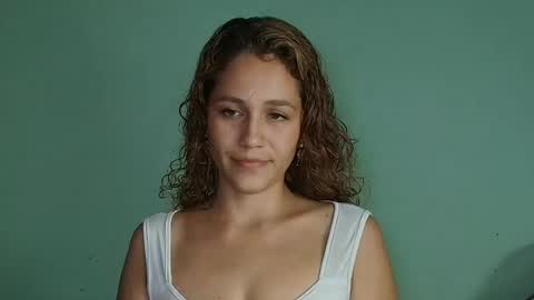 Snapshot of biki_sensual chatting on August 3, 2026, 1:48 am hi soy natural girl biki online show from August 3, 2026, 1:48 am