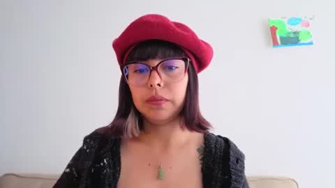 MIA  NINA online show from June 23, 2026, 3:21 pm