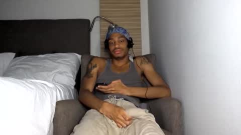 BlackBullTitus online show from May 1, 2026, 1:21 am