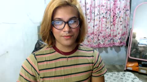 Ellez online show from July 13, 2026, 6:55 pm