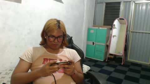 Ellez online show from July 28, 2026, 8:52 pm