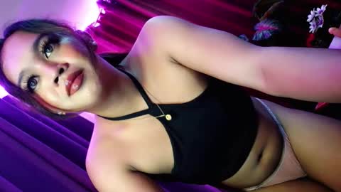 sweetyluna online show from May 16, 2026, 7:45 pm