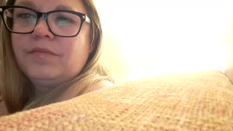 bladesizzo3111 online show from May 29, 2026, 4:43 am