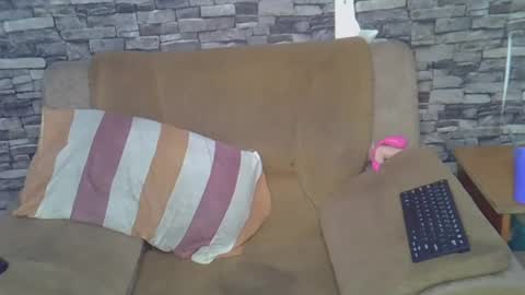 blonde_creamy online show from June 26, 2026, 8:08 am