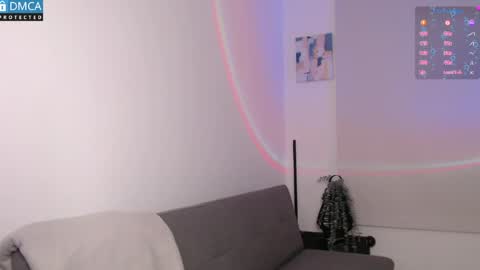 Blue online show from May 6, 2026, 5:14 am