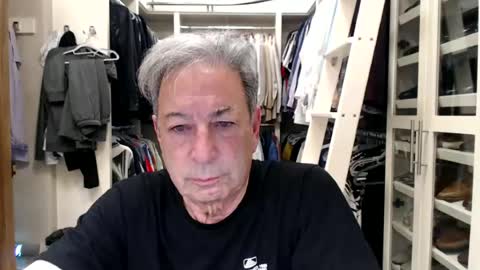 Snapshot of blueisles chatting on June 22, 2026, 10:23 am blueisles online show from June 22, 2026, 10:23 am
