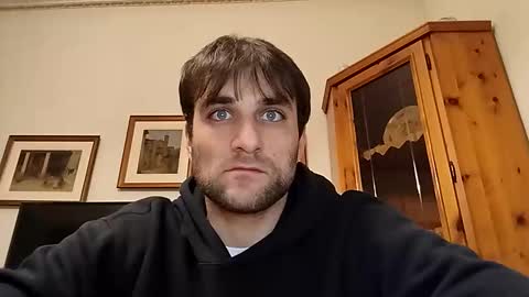 bluejoee online show from April 24, 2026, 2:08 pm