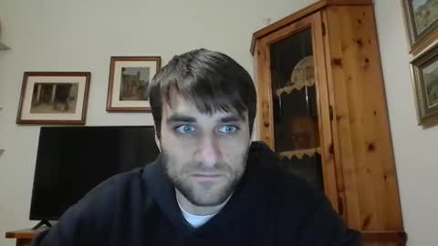 bluejoee online show from April 27, 2026, 9:29 am