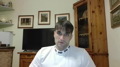 bluejoee online show from June 1, 2026, 6:42 pm