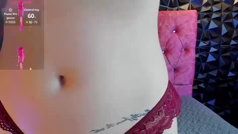 Violette 3 online show from June 8, 2026, 2:06 pm