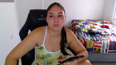 Snapshot of blumbum chatting on June 6, 2026, 9:19 pm Hey guysI am BrendaWelcome my room online show from June 6, 2026, 9:19 pm