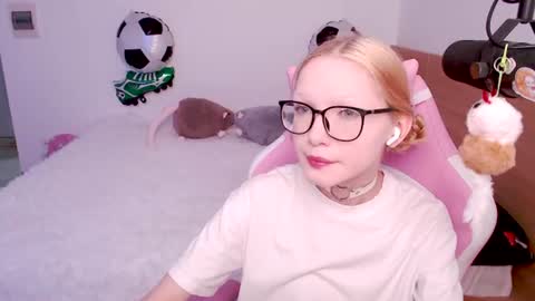  Diana  online show from July 24, 2026, 2:59 pm