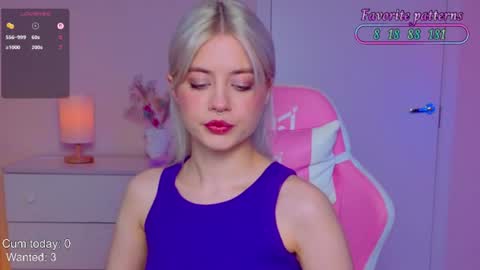 Snapshot of blush_im_crush chatting on July 22, 2026, 5:27 pm Wendy online show from July 22, 2026, 5:27 pm