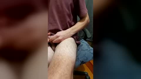 bobby_00x00 online show from July 3, 2026, 7:26 am