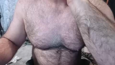 BobbyHill27b online show from May 8, 2026, 1:22 am
