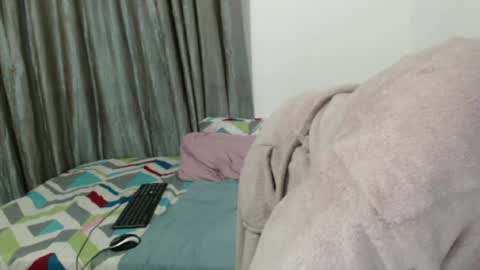 boitylips online show from June 30, 2026, 10:00 pm